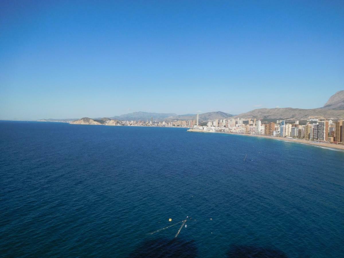 Gemelos 28 Blue Sea Deluxe Apartment Benidorm Bagian luar foto